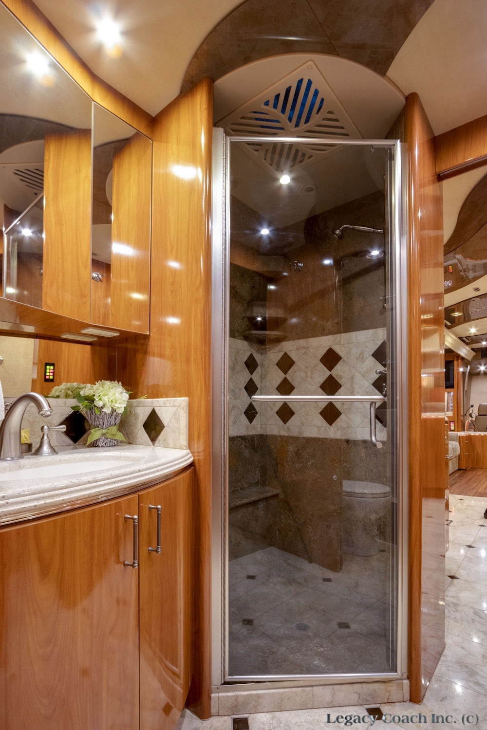 2008 Prevost Marathon XLII For Sale