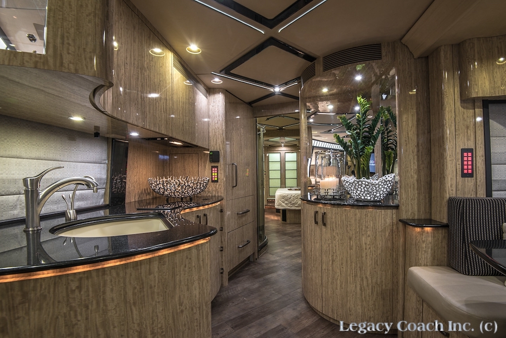 2008 Prevost Marathon XLII For Sale