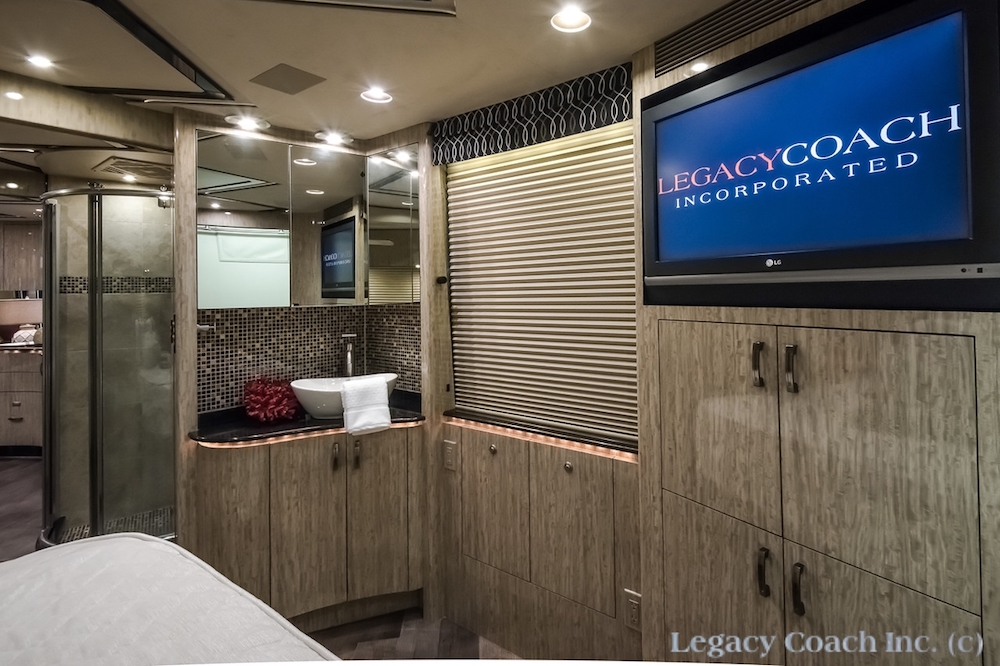 2008 Prevost Marathon XLII For Sale