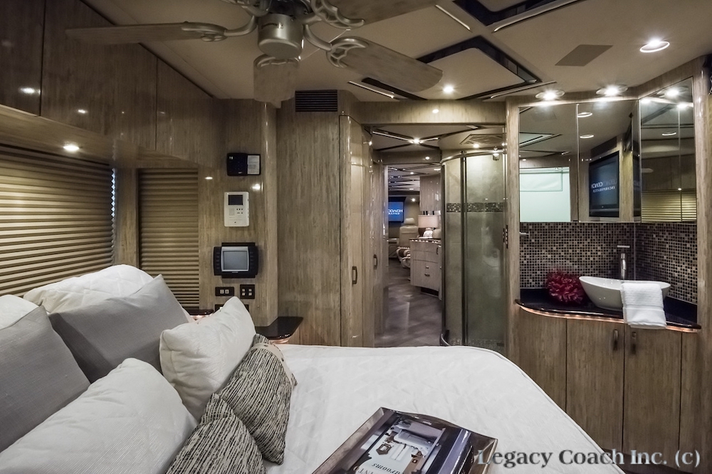 2008 Prevost Marathon XLII For Sale