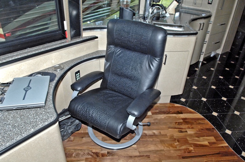 2008 Prevost MarathonXLII For Sale