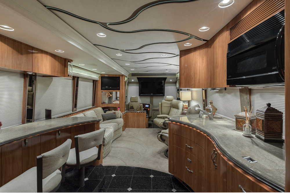 2008 Prevost Marathon XLII For Sale