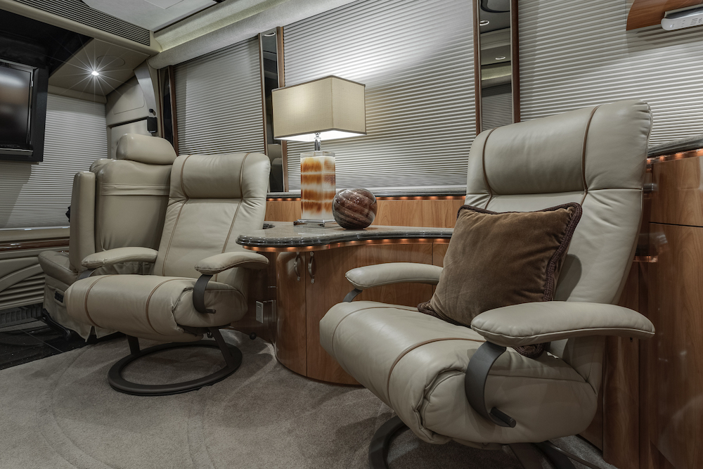 2008 Prevost Marathon XLII For Sale