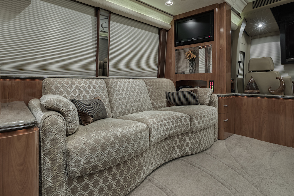 2008 Prevost Marathon XLII For Sale