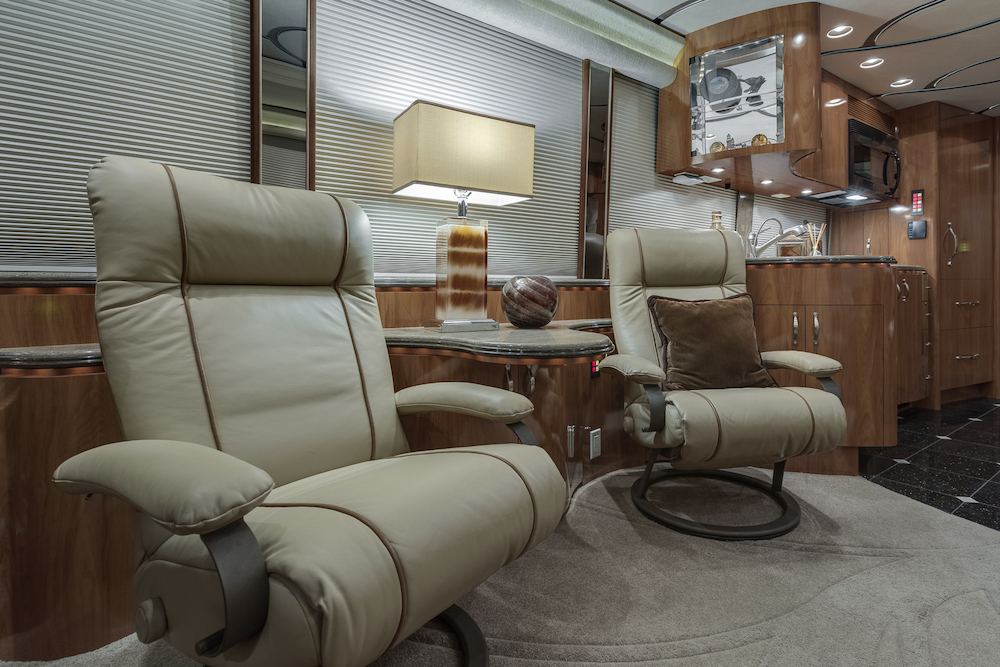 2008 Prevost Marathon XLII For Sale