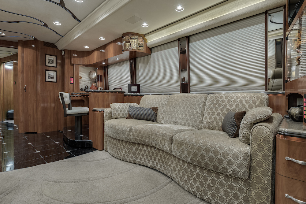 2008 Prevost Marathon XLII For Sale