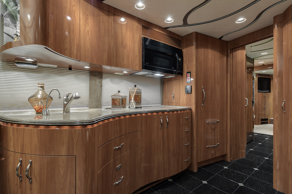 2008 Prevost Marathon XLII For Sale