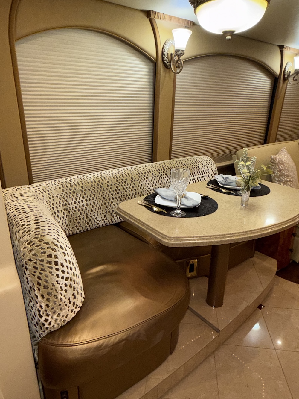 2008 Prevost Millennium H3-45 For Sale