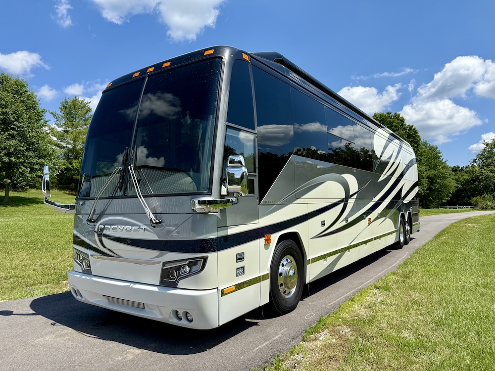 2008 Prevost  Millennium H3-45 For Sale
