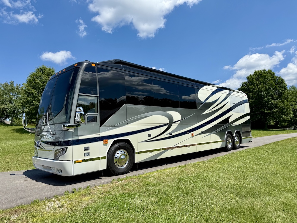 2008 Prevost  Millennium H3-45 For Sale