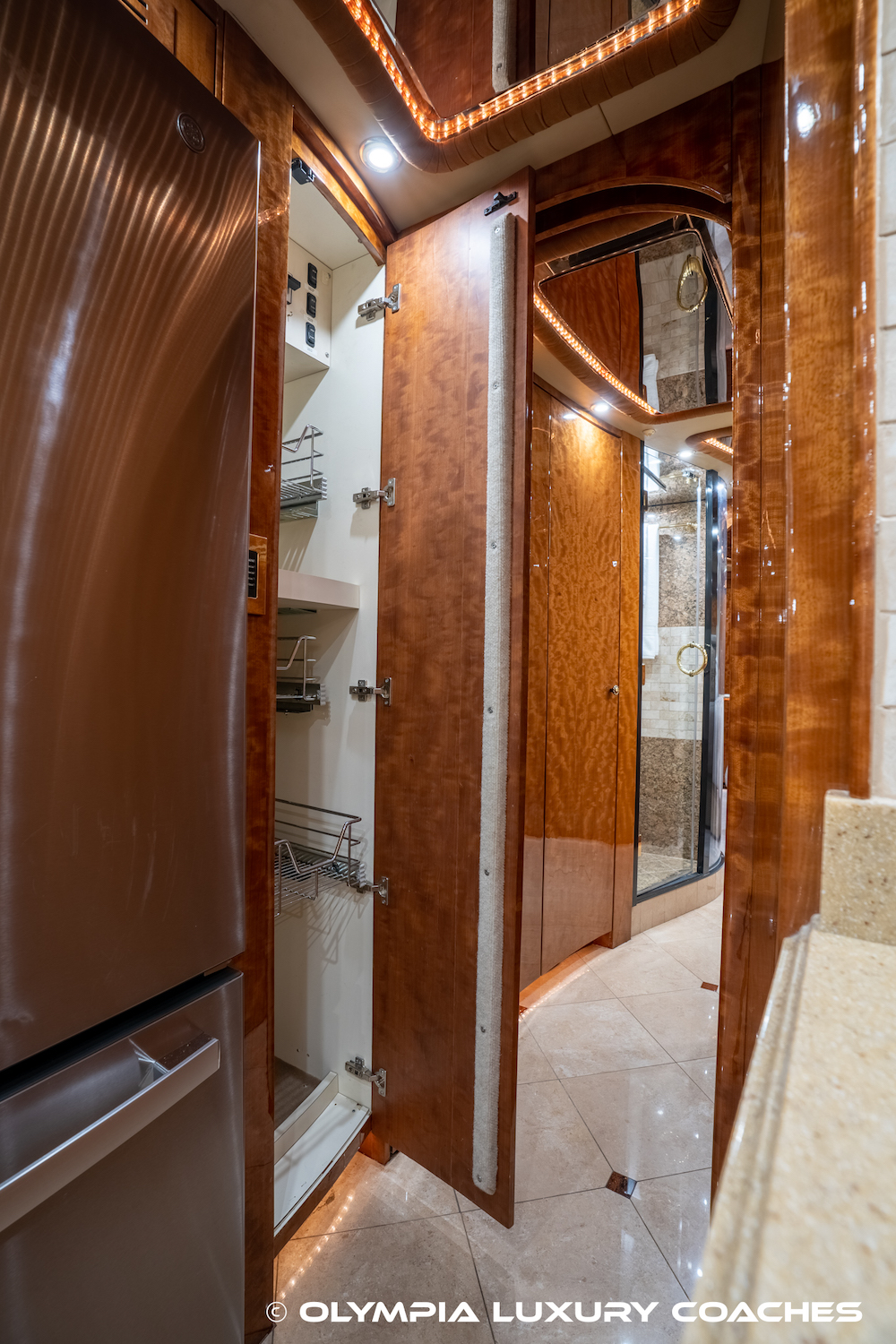 2008 Prevost Millennium H3-45 For Sale