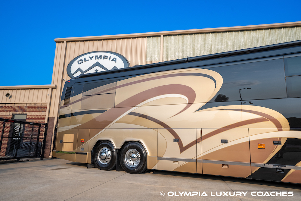 2008 Prevost Millennium H3-45 For Sale