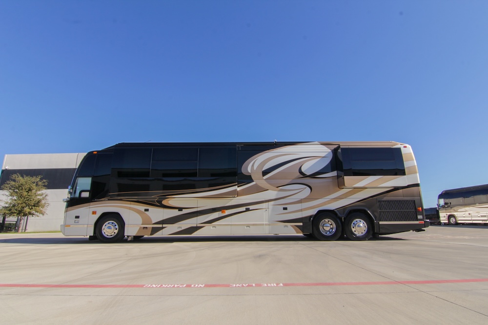 2008 Prevost Millennium  H3-45 For Sale