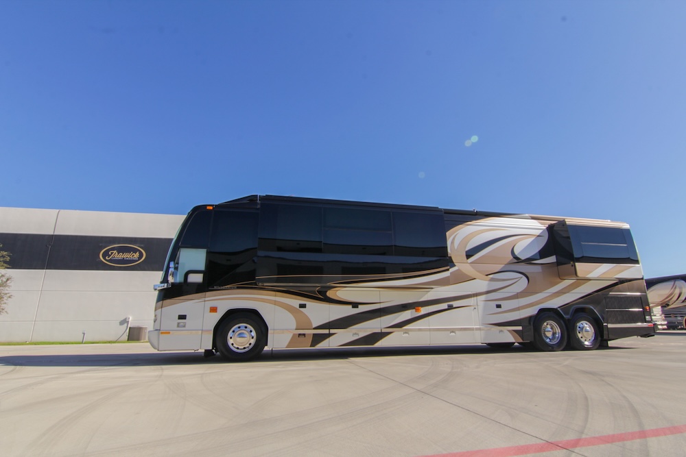 2008 Prevost Millennium  H3-45 For Sale