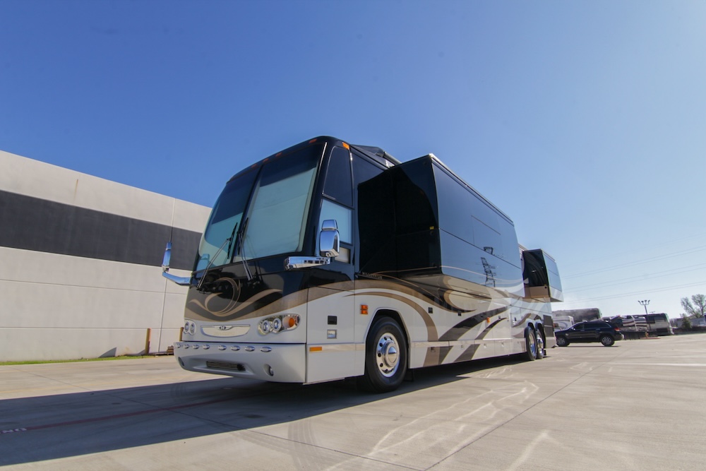 2008 Prevost Millennium  H3-45 For Sale