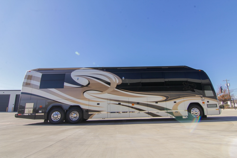 2008 Prevost Millennium  H3-45 For Sale