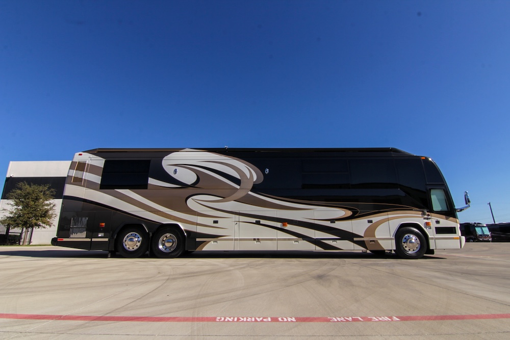 2008 Prevost Millennium  H3-45 For Sale