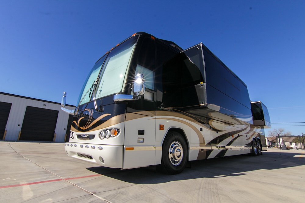 2008 Prevost Millennium  H3-45 For Sale