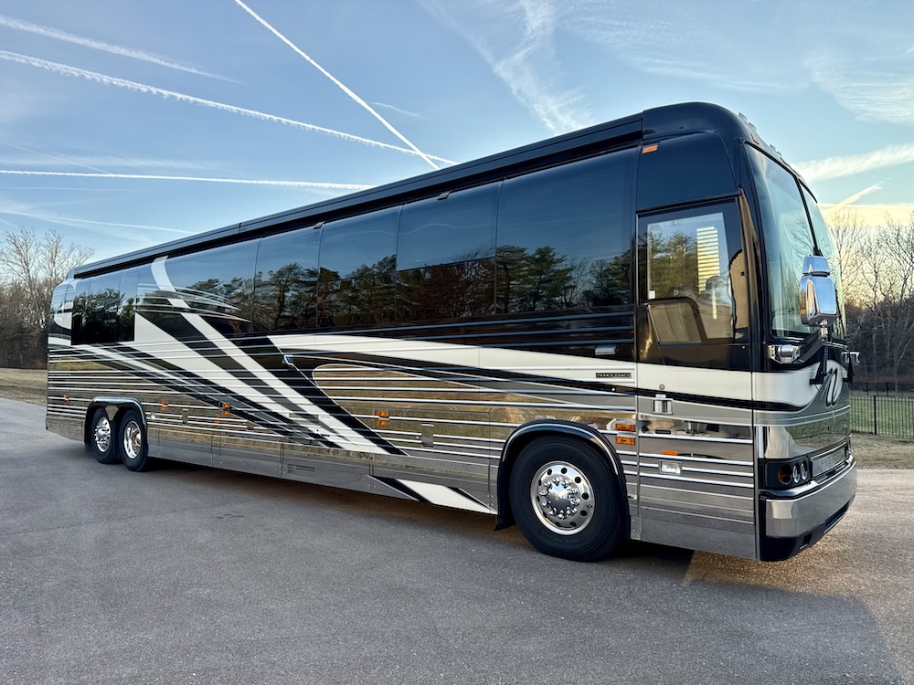 2004 Prevost Royale XLII For Sale