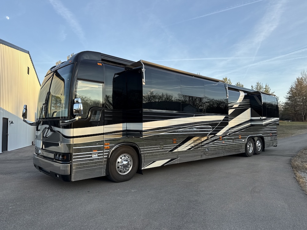 2004 Prevost Royale XLII For Sale