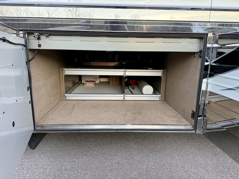 2004 Prevost Royale XLII For Sale