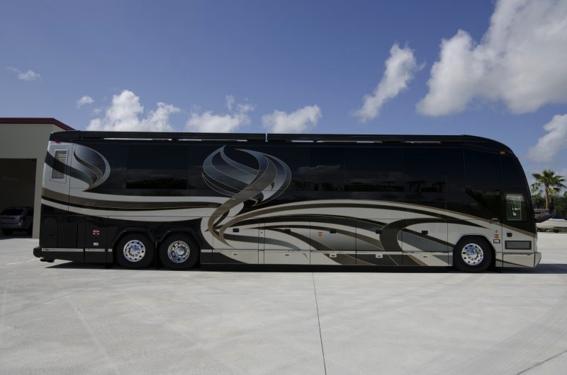 2009 Prevost Amadas H3-45