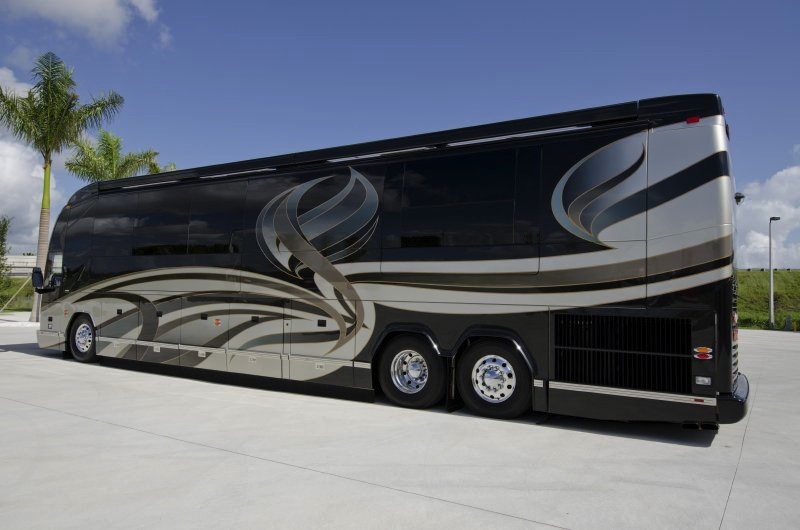 2009 Prevost Amadas H3-45