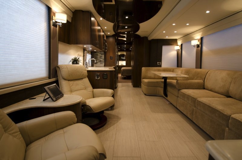 2009 Prevost Amadas H3-45