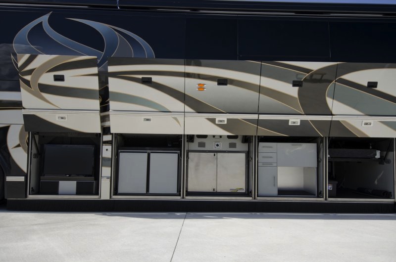 2009 Prevost Amadas H3-45