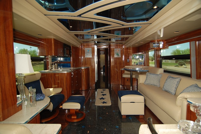 2009 Prevost Marathon H3-45