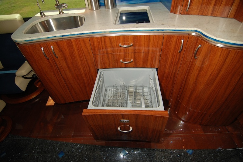 2009 Prevost Marathon H3-45