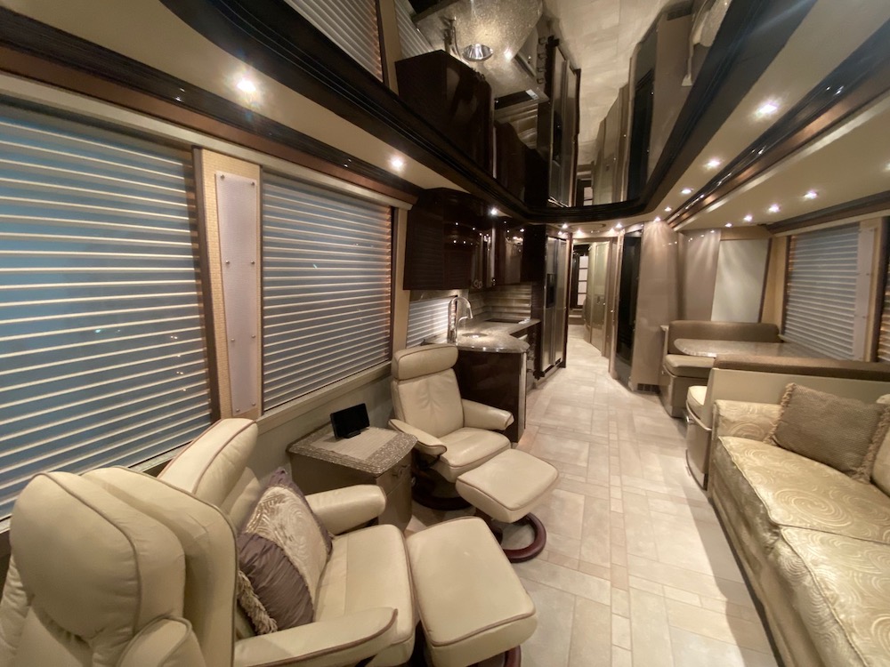 2009 Prevost Country Coach XLII For Sale