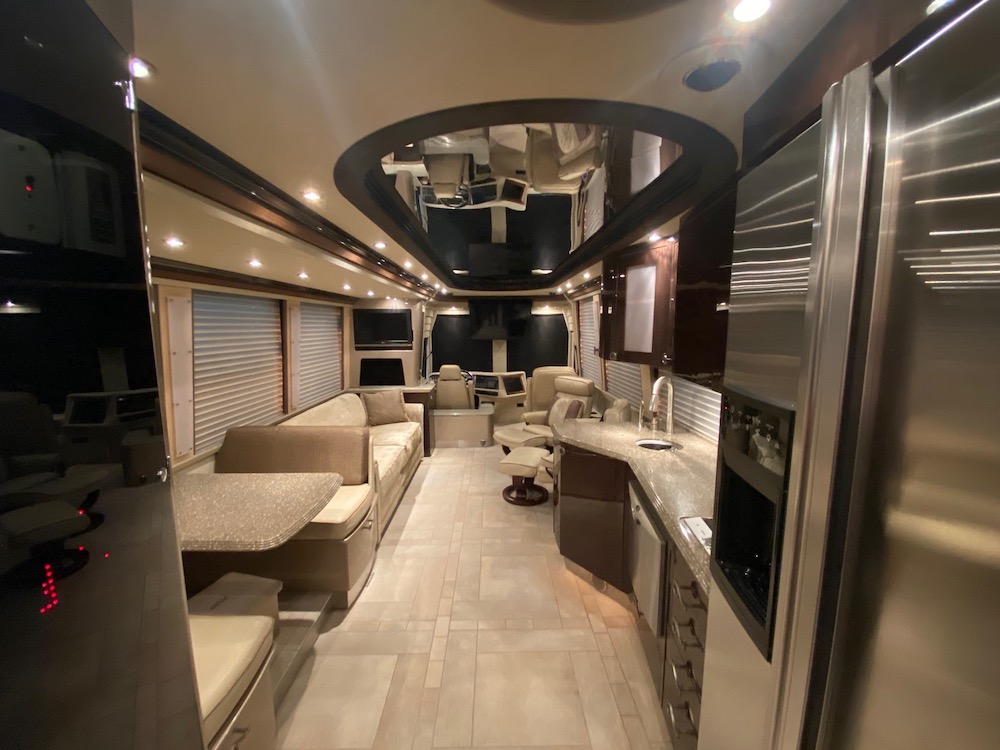 2009 Prevost Country Coach XLII For Sale