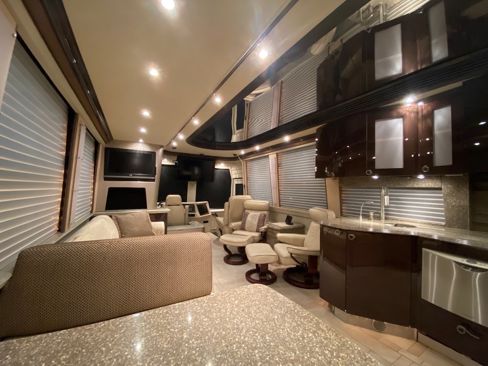 2009 Prevost Country Coach XLII For Sale