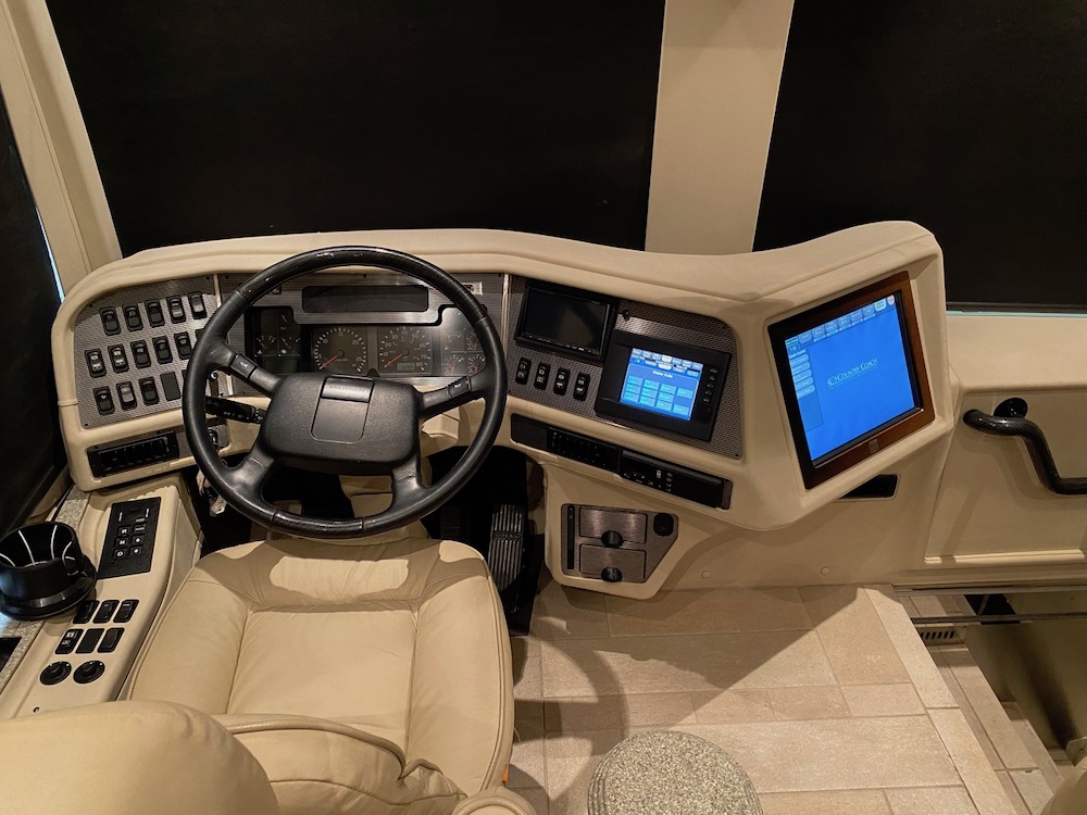 2009 Prevost Country Coach XLII For Sale