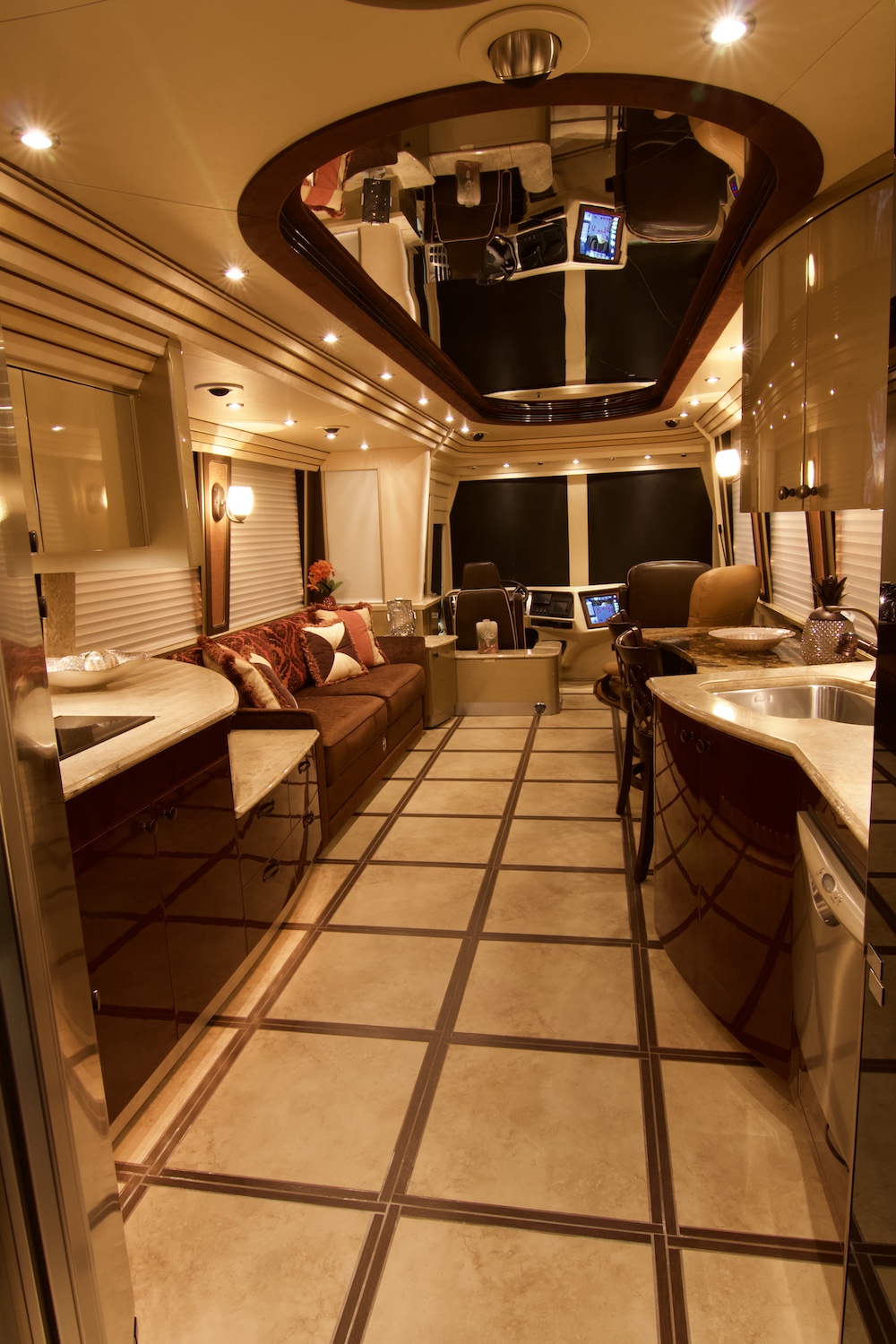 2009 Prevost Country Coach XLII For Sale