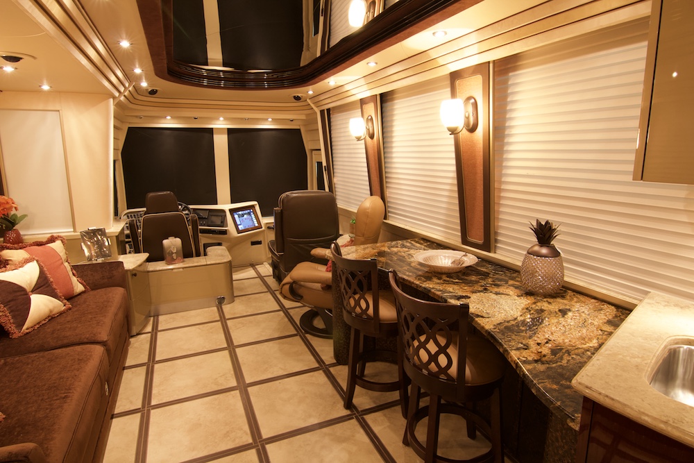 2009 Prevost Country Coach XLII For Sale