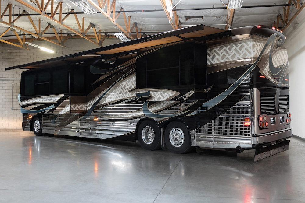 2009 Prevost Country Coach XLII For Sale