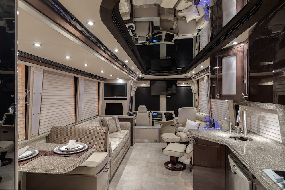 2009 Prevost Country Coach XLII For Sale