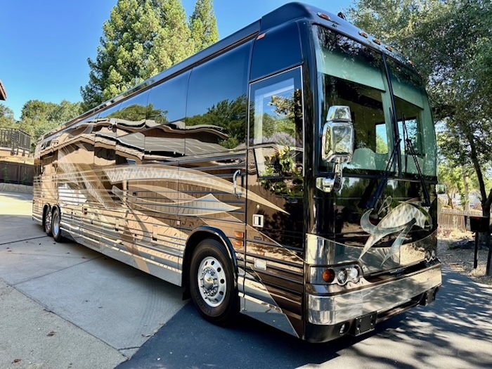 2009 Prevost Country Coach XLII For Sale