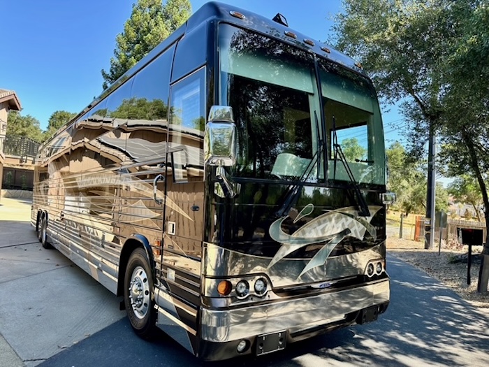 2009 Prevost Country Coach XLII For Sale