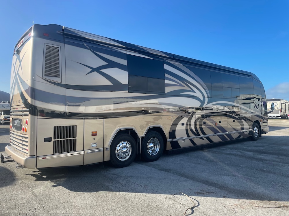 2009 Prevost Featherlite H3-45 For Sale