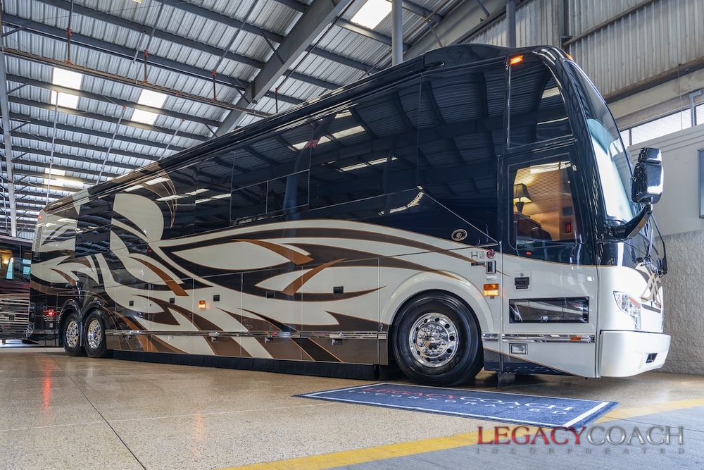 2009 Prevost Featherlite H3-45 For Sale