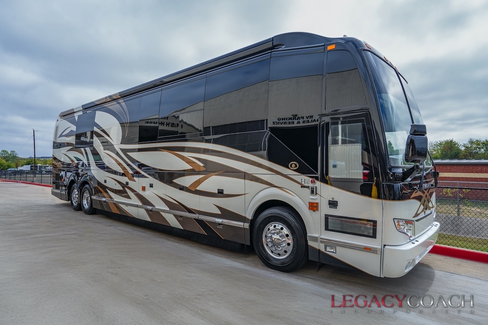 2009 Prevost Featherlite H3-45 For Sale