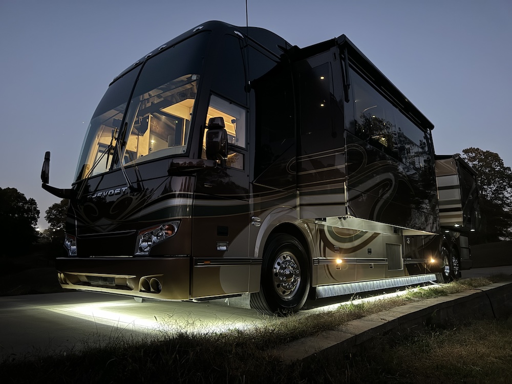 2009 Prevost Featherlite H3-45 For Sale