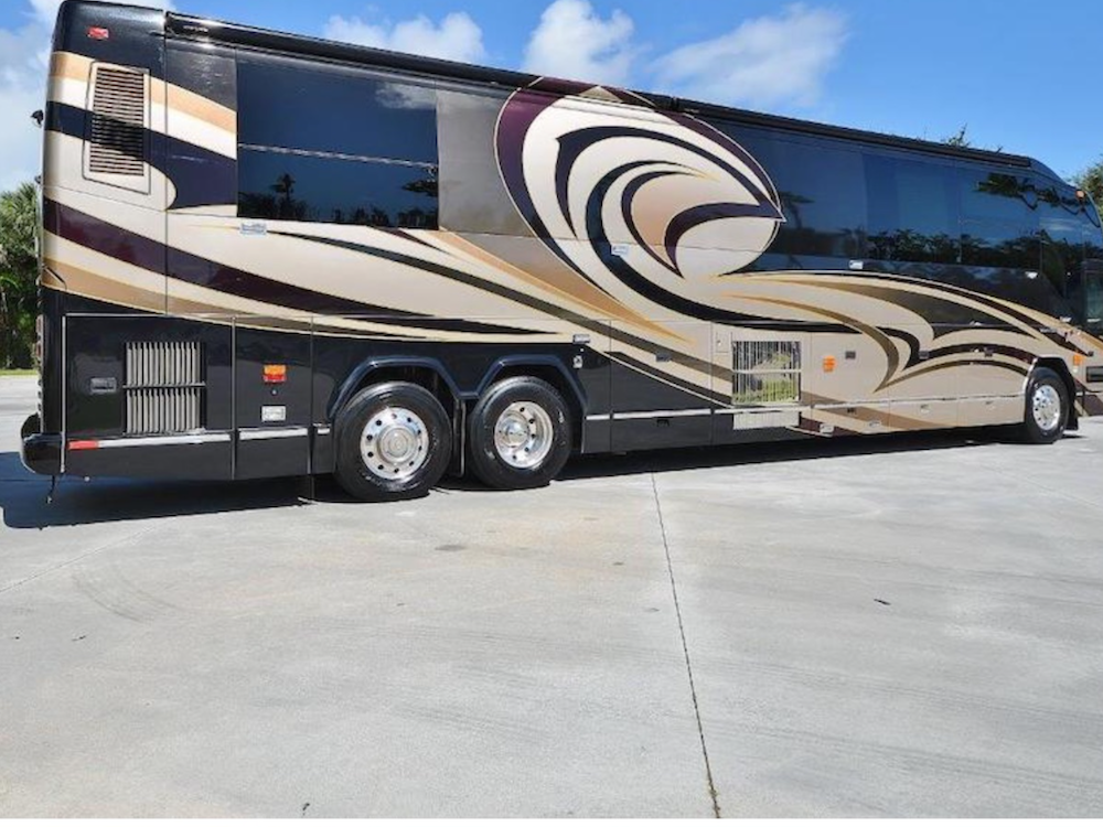 2008 Prevost  H3-45 For Sale