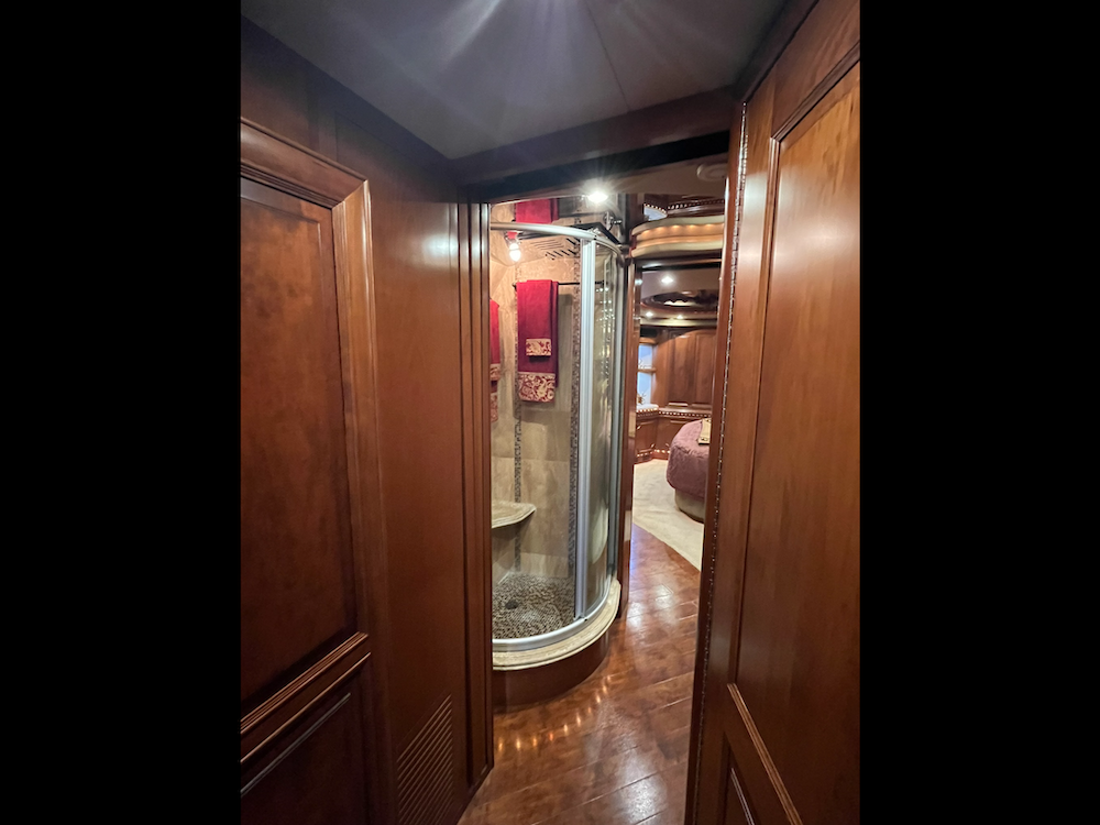 2008 Prevost  H3-45 For Sale