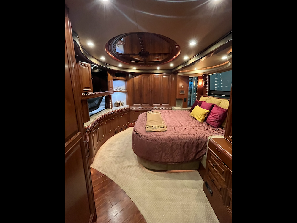 2008 Prevost  H3-45 For Sale