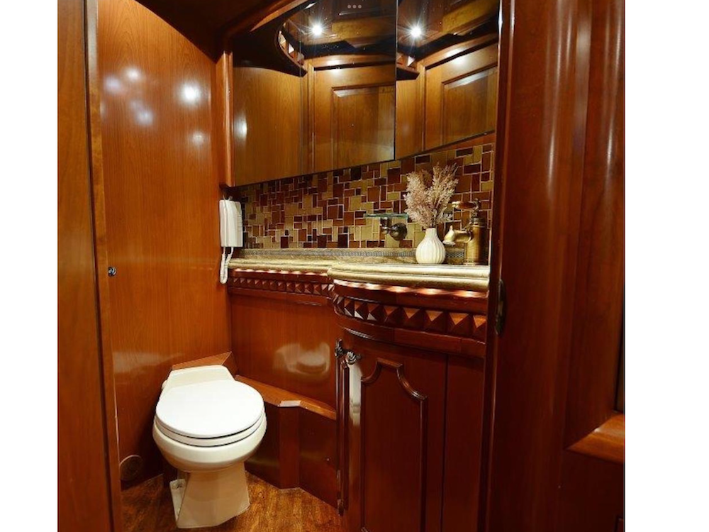 2008 Prevost  H3-45 For Sale