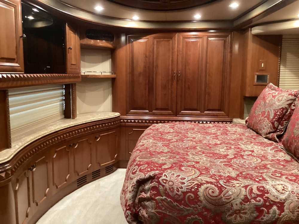 2008 Prevost  H3-45 For Sale
